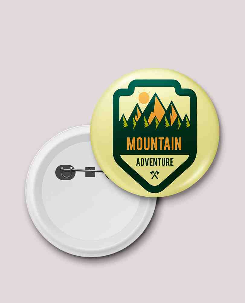 MOUNTAIN ADVENTURE BUTTON BADGE